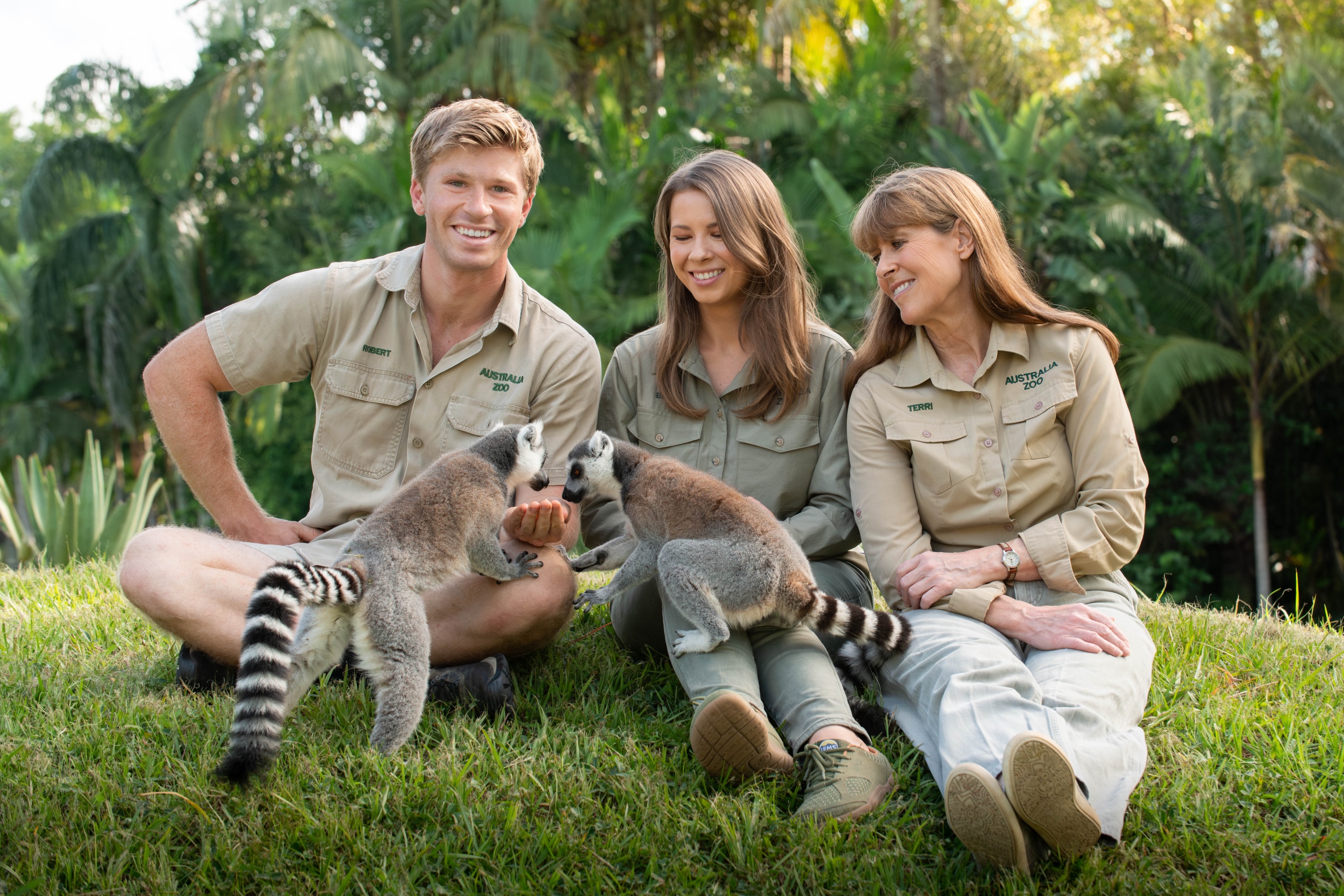 Robert Irwin touching noses with Vatobe the Ring Tailed Lemur.